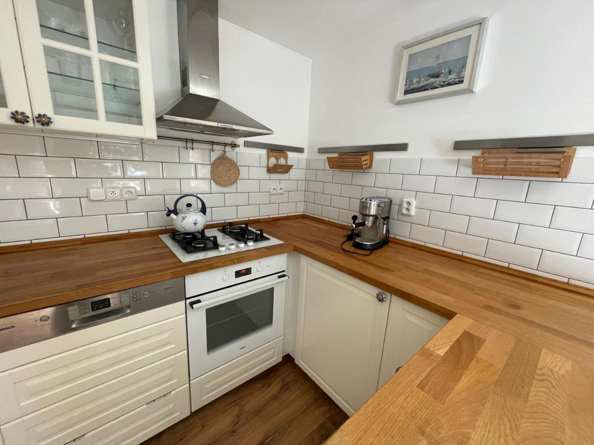 70M2 Romantic Living In The Old Town With Garden Bratislava Exteriér fotografie