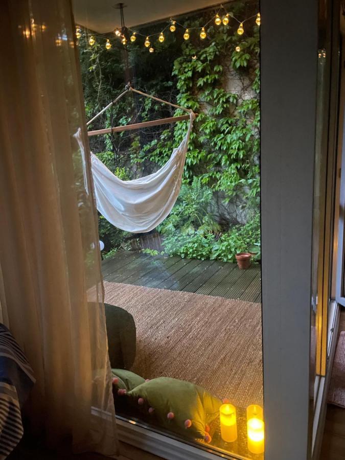 70M2 Romantic Living In The Old Town With Garden Bratislava Exteriér fotografie
