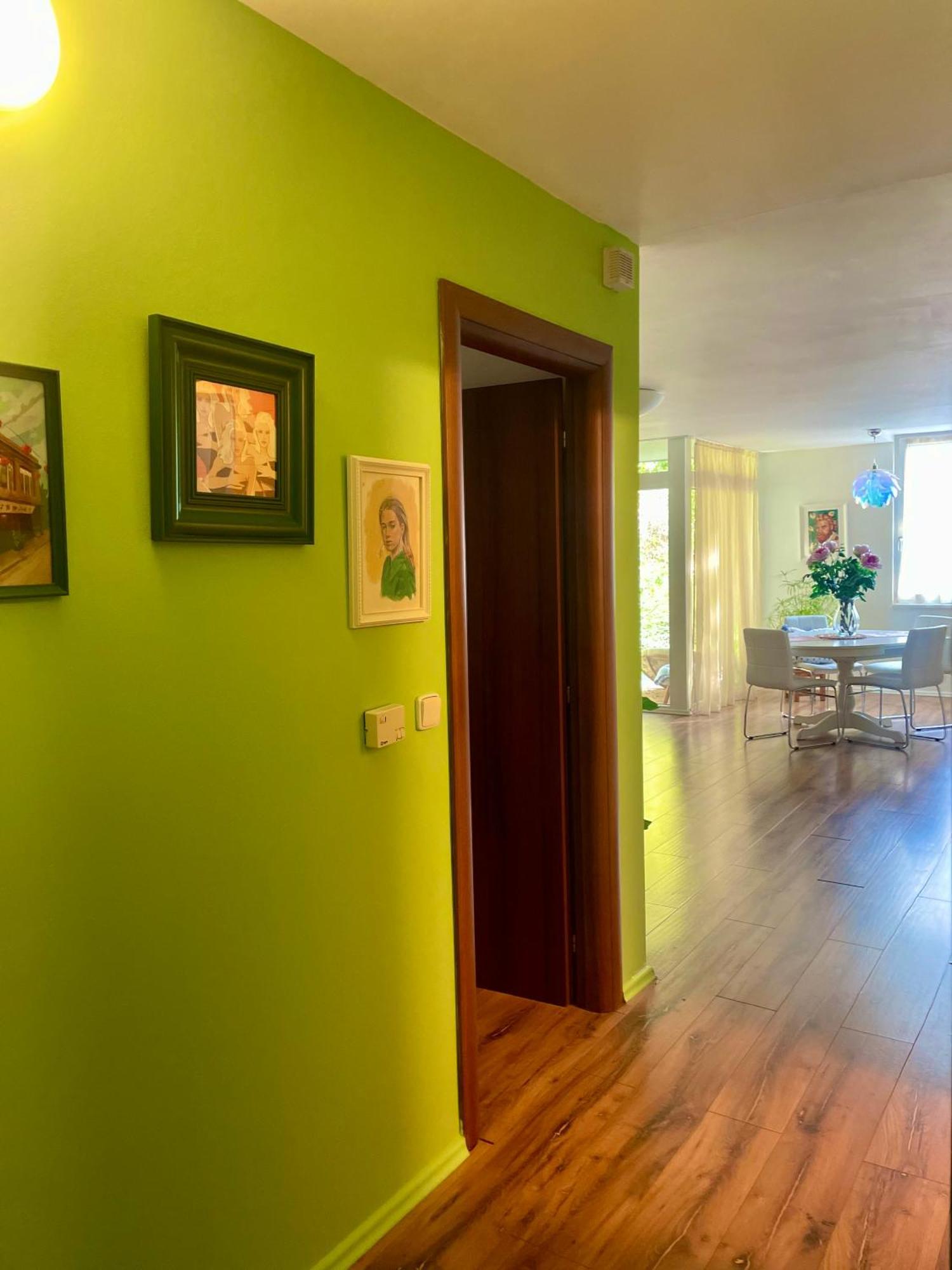 70M2 Romantic Living In The Old Town With Garden Bratislava Exteriér fotografie